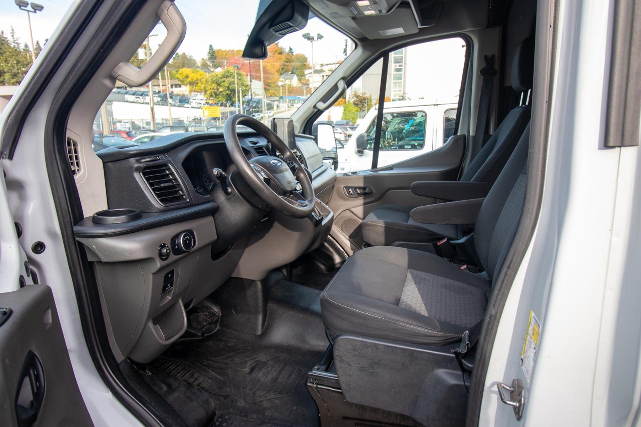 2021 Ford Transit T-250 148" MED RF 9070 GVWR RWD Photo5