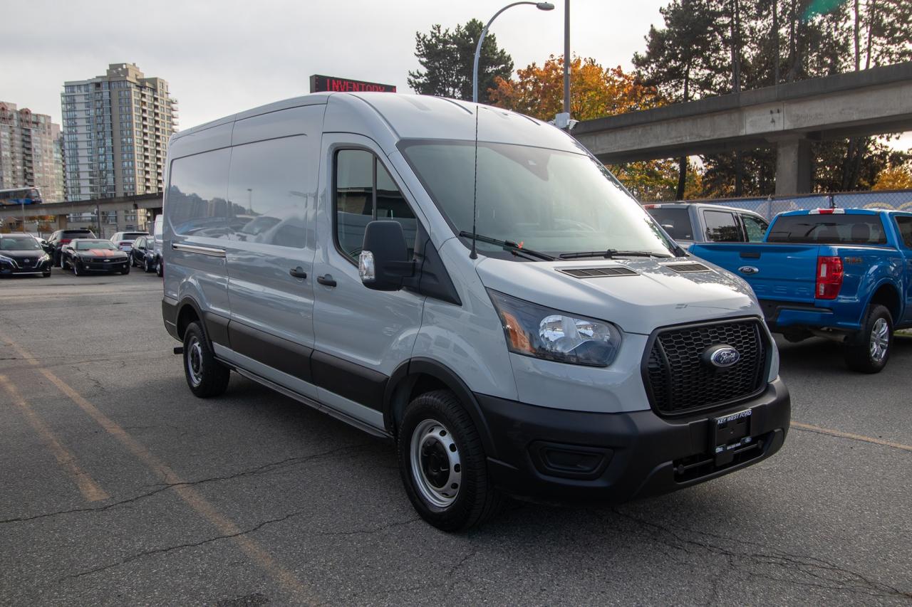 2021 Ford Transit T-250 148" MED RF 9070 GVWR RWD Photo5