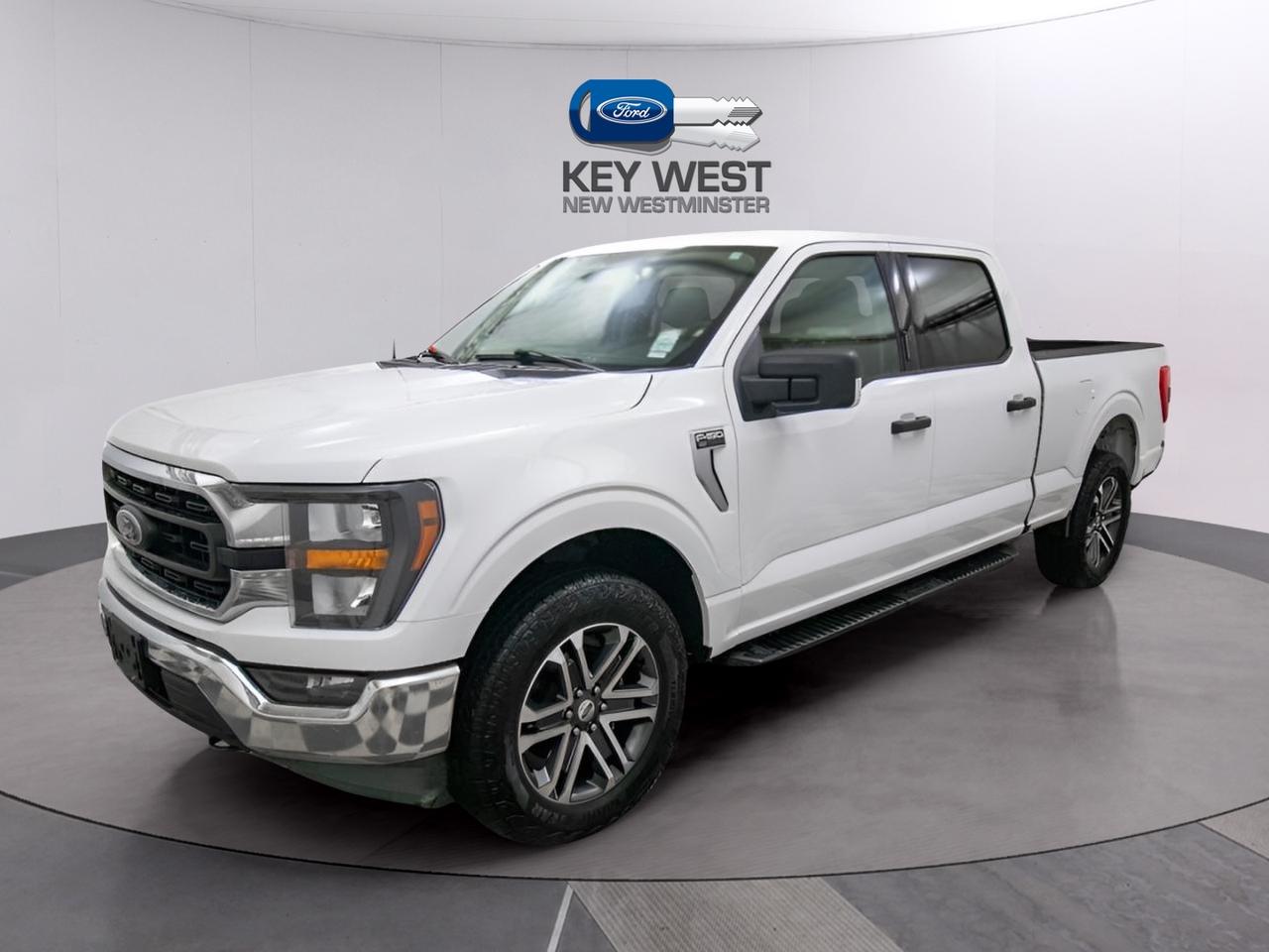 2023 Ford F-150 XLT 4WD SuperCrew 6.5' Box Photo1