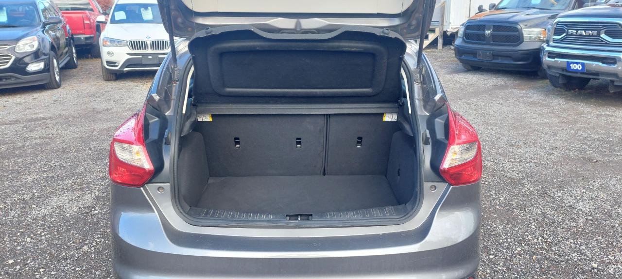 2014 Ford Focus 5dr HB - Photo #9