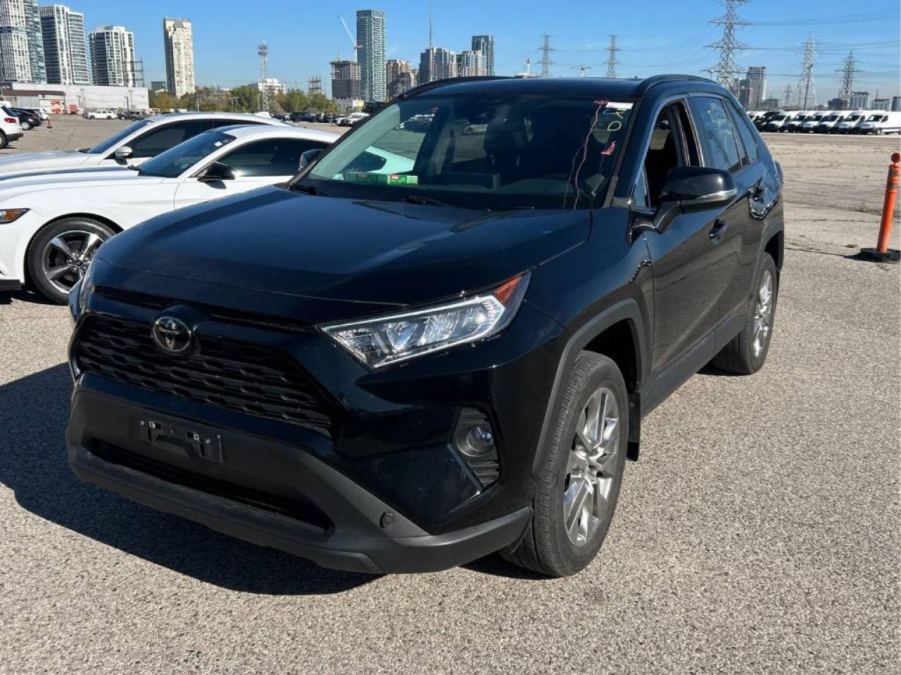 Used 2020 Toyota RAV4 XLE AWD for sale in Mississauga, ON