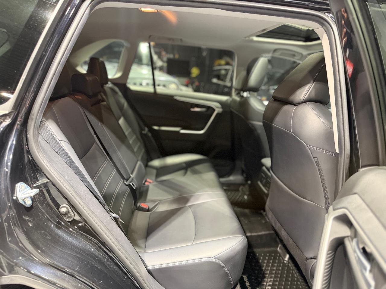 2020 Toyota RAV4 XLE AWD - Photo #11