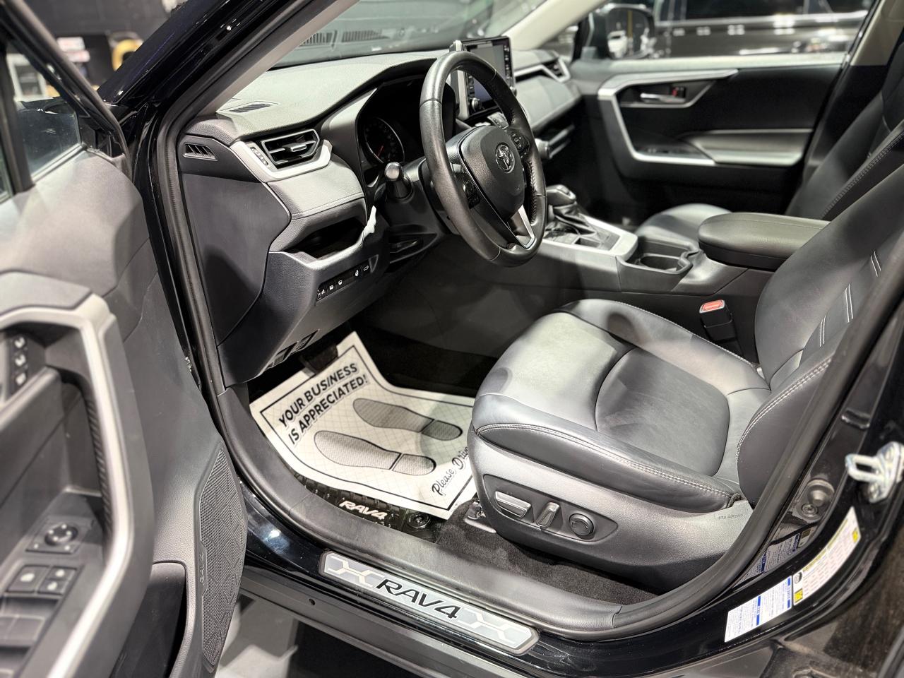 2020 Toyota RAV4 XLE AWD - Photo #13