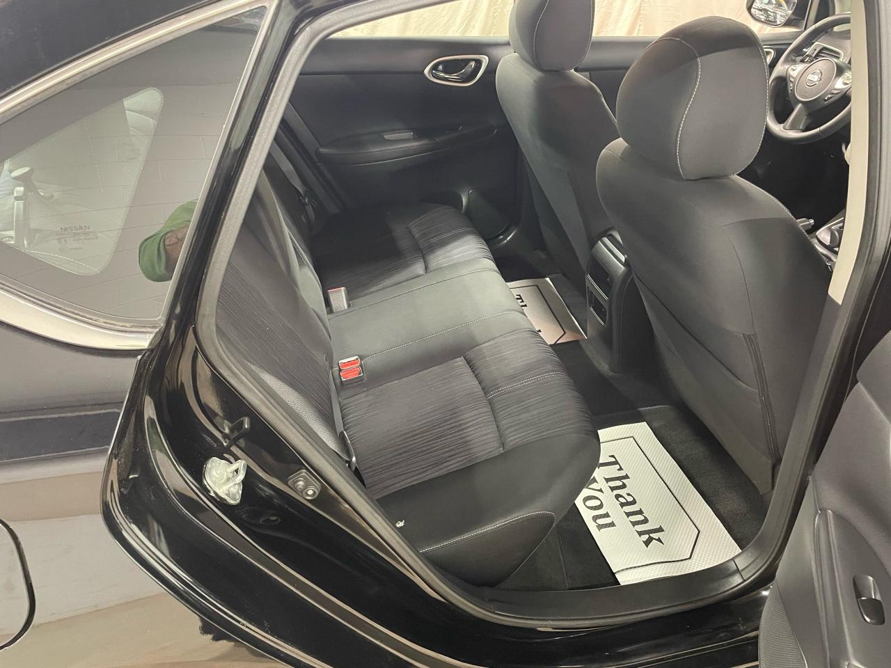 2017 Nissan Sentra SV Photo18