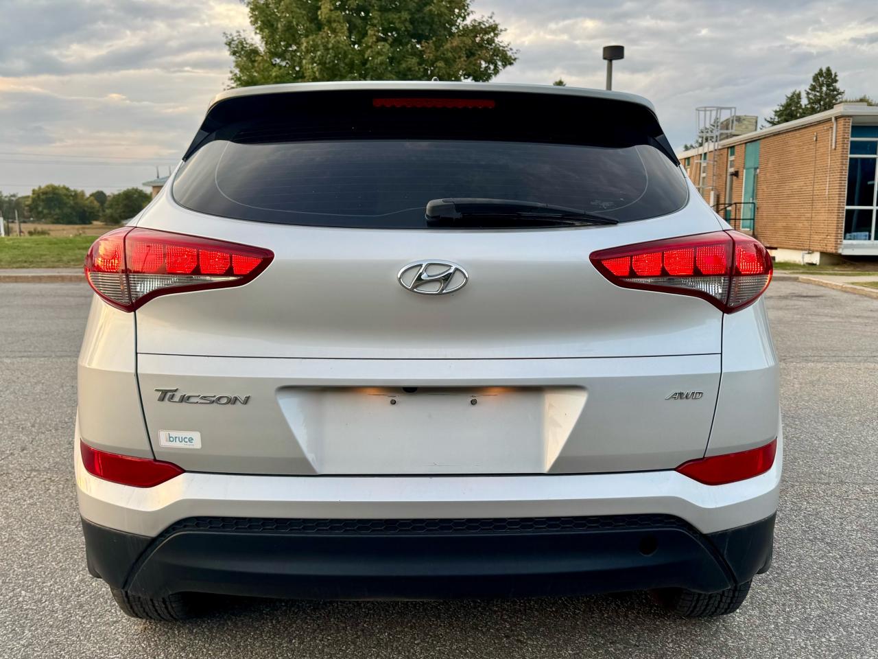 2017 Hyundai Tucson AWD 4dr 2.0L - Photo #18