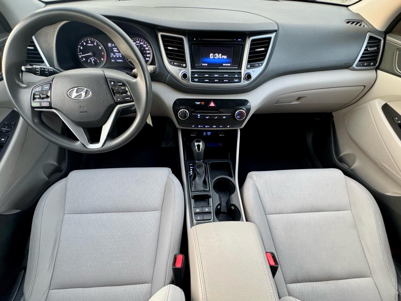 2017 Hyundai Tucson AWD 4dr 2.0L - Photo #15