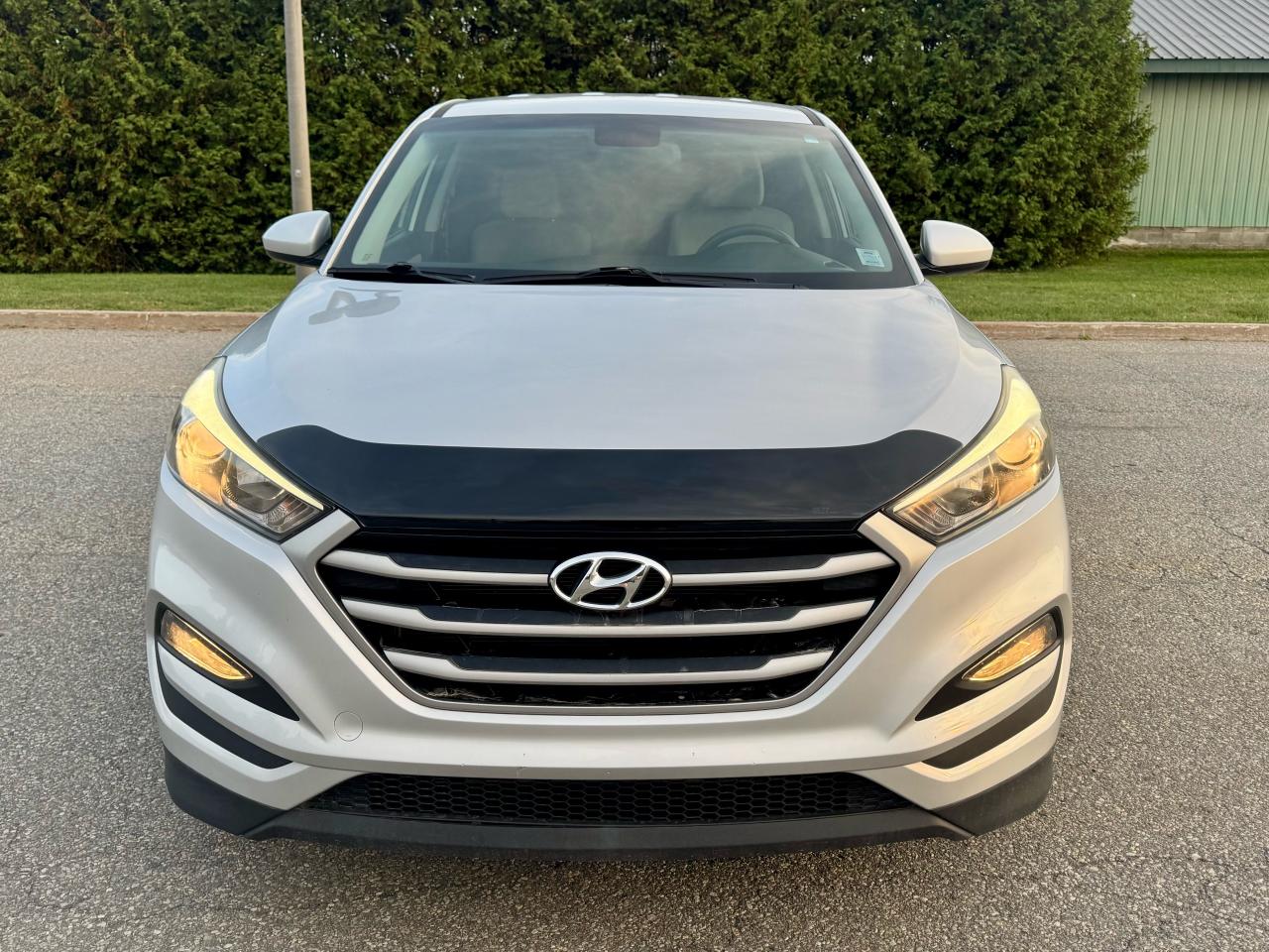 2017 Hyundai Tucson AWD 4dr 2.0L - Photo #5