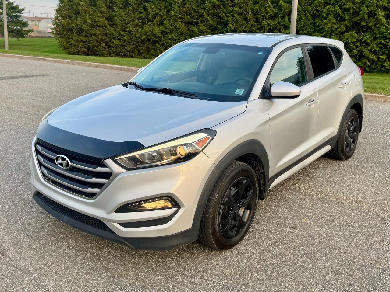 2017 Hyundai Tucson AWD 4dr 2.0L - Photo #2