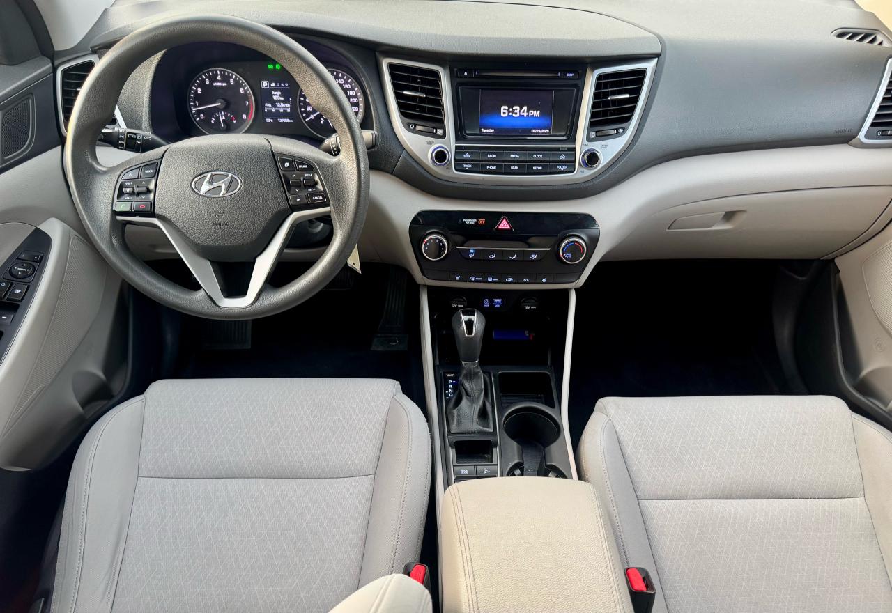 2017 Hyundai Tucson AWD 4dr 2.0L - Photo #13