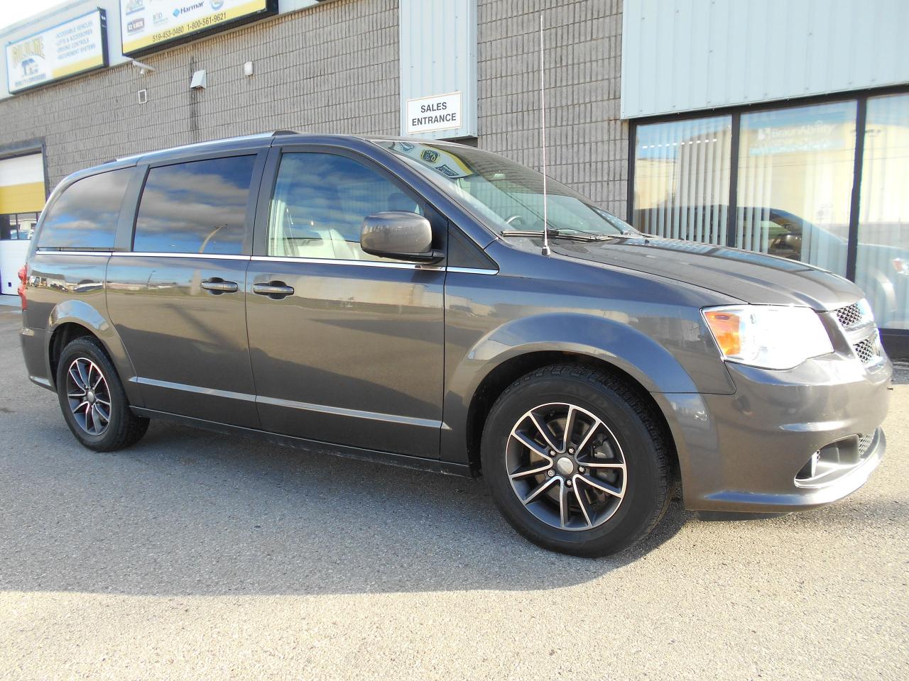 Used 2020 Dodge Grand Caravan PREMIUM PLUS for sale in London, ON