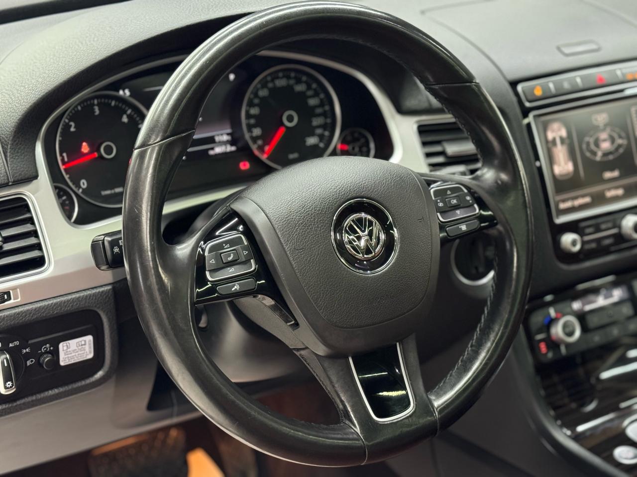 2016 Volkswagen Touareg TDI|HIGHLINE|NAV|360CAM|BSM|LKA|DYNAUDIO|1OWNER| - Photo #8