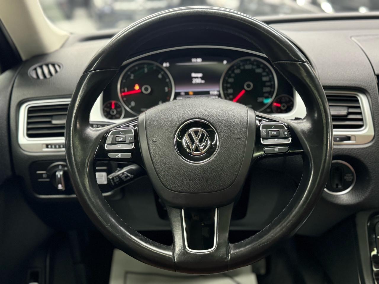 2016 Volkswagen Touareg TDI|HIGHLINE|NAV|360CAM|BSM|LKA|DYNAUDIO|1OWNER| - Photo #11