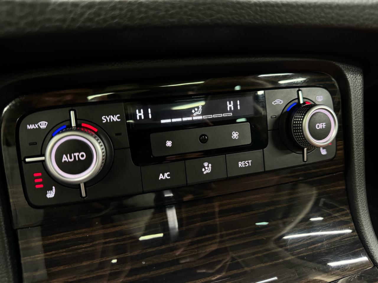 2016 Volkswagen Touareg TDI|HIGHLINE|NAV|360CAM|BSM|LKA|DYNAUDIO|1OWNER| - Photo #19