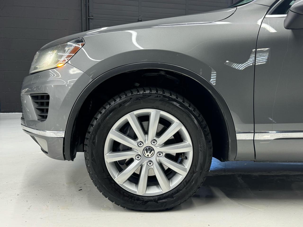 2016 Volkswagen Touareg TDI|HIGHLINE|NAV|360CAM|BSM|LKA|DYNAUDIO|1OWNER| - Photo #28