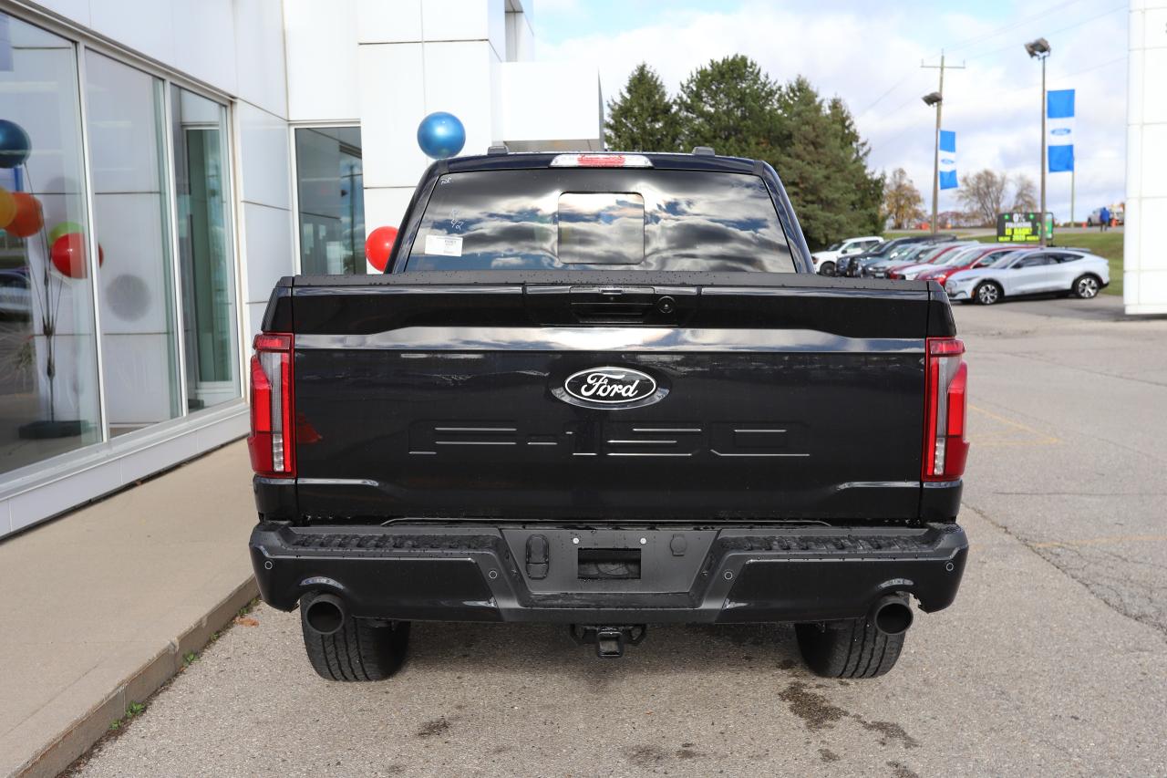 2025 Ford F-150 Lariat 4WD SuperCrew 5.5' Box Photo4