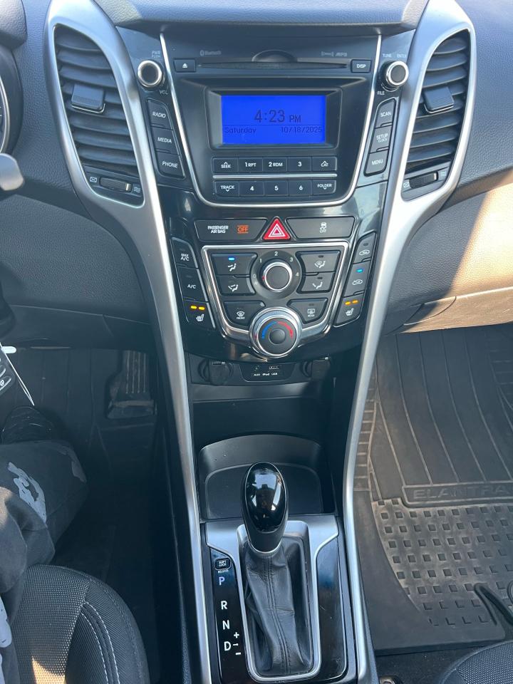 2013 Hyundai Elantra GT GLS - Photo #14