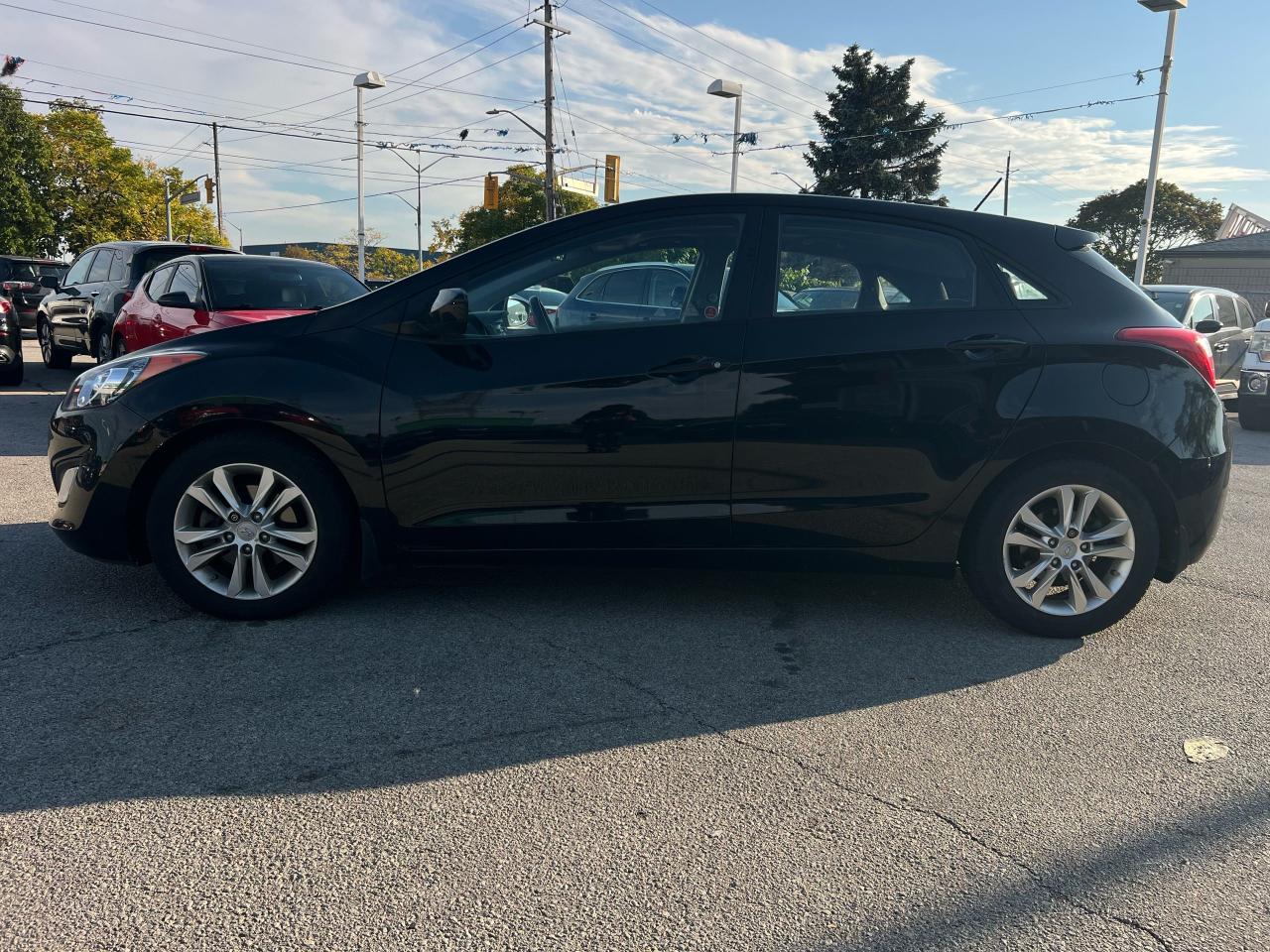 2013 Hyundai Elantra GT GLS - Photo #7
