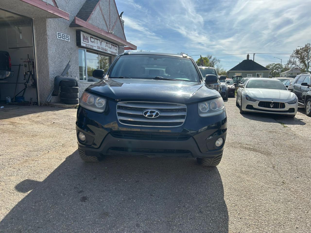 2012 Hyundai Santa Fe AWD 4dr V6 Auto Limited - Photo #2