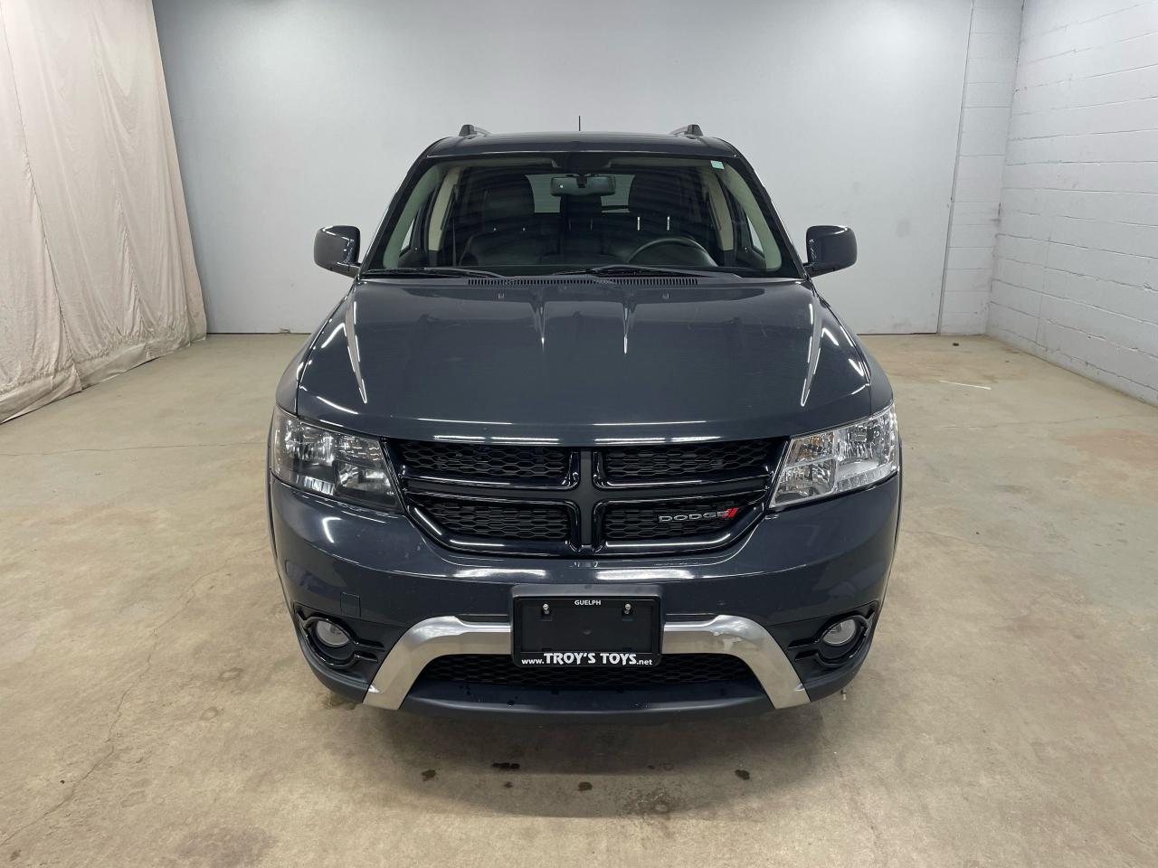 2017 Dodge Journey Crossroad | CLEAN CARFAX | LEATHER | DUAL CLIMATE Photo