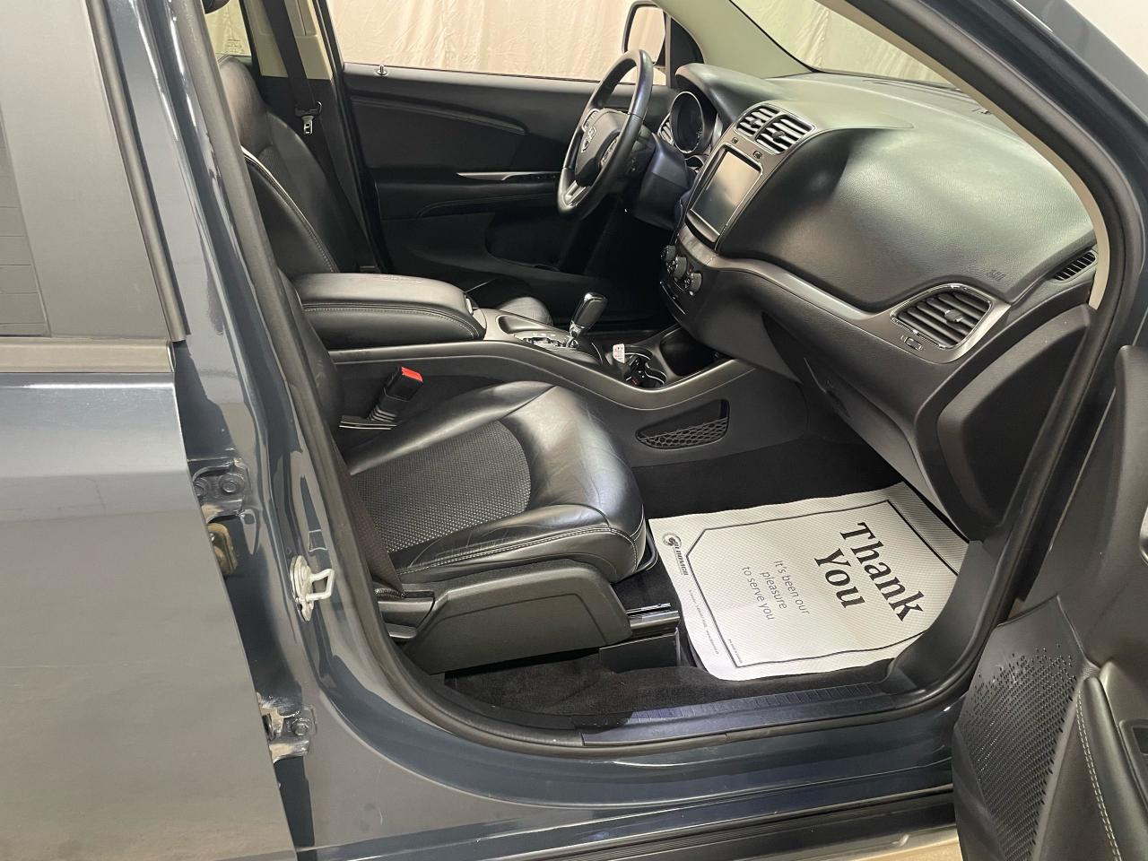 2017 Dodge Journey Crossroad Photo31