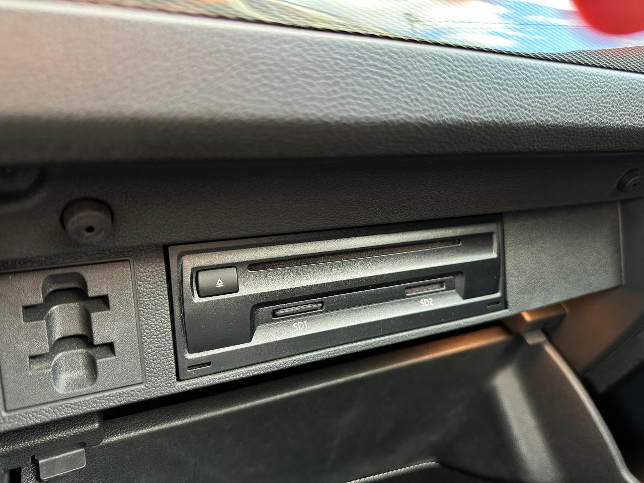 2020 Volkswagen Tiguan Highline-AWD HTD LTHR PanoRoof CarPlay Parking-Cam Photo