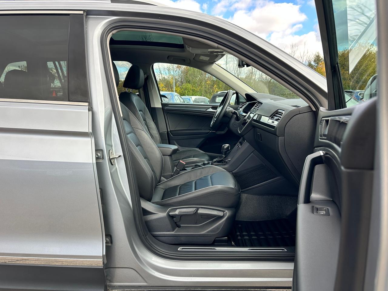 2020 Volkswagen Tiguan Highline-AWD HTD LTHR PanoRoof CarPlay Parking-Cam Photo