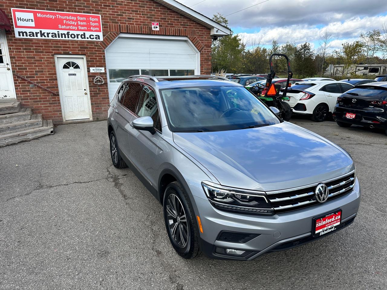 2020 Volkswagen Tiguan Highline-AWD HTD LTHR PanoRoof CarPlay Parking-Cam Photo