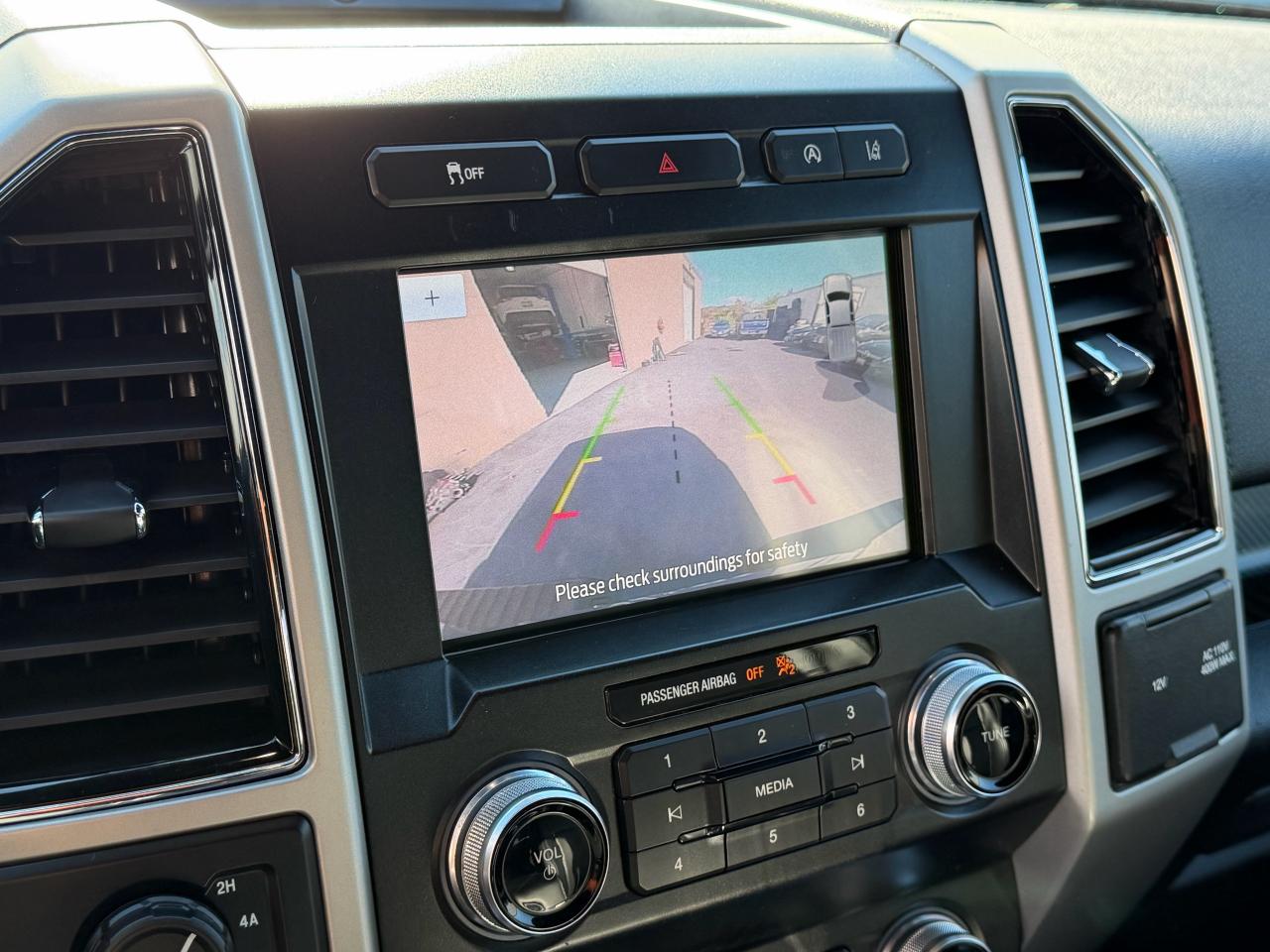 2020 Ford F-150 Lariat - Photo #19