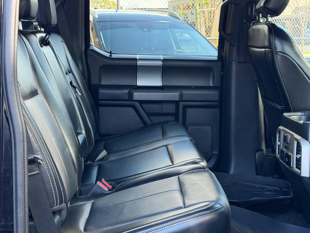 2020 Ford F-150 Lariat - Photo #12