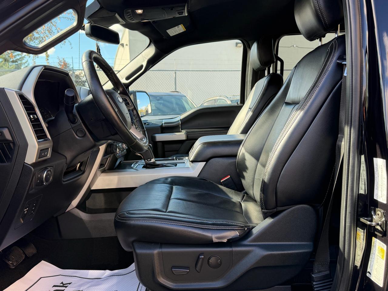 2020 Ford F-150 Lariat - Photo #5