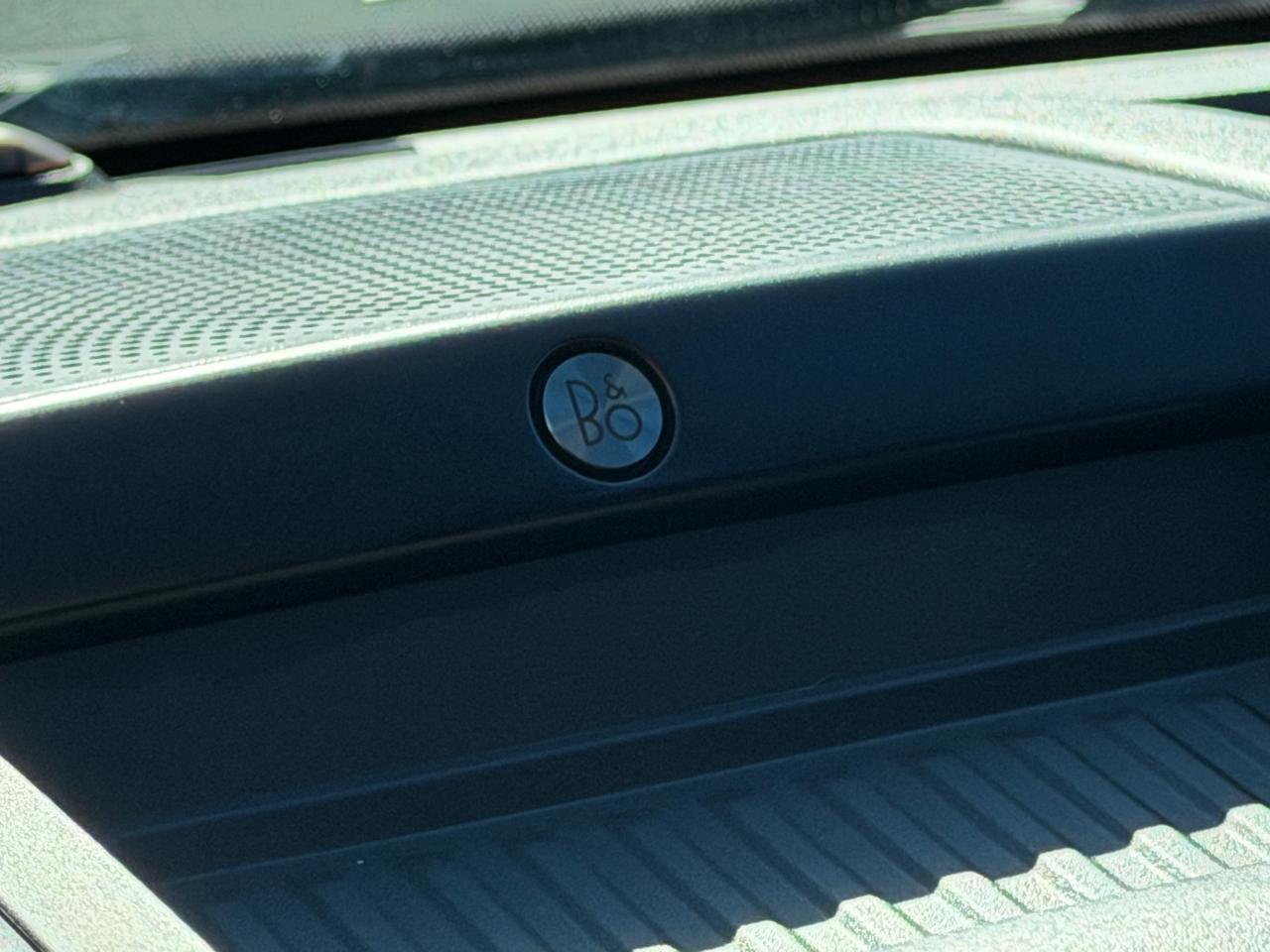 2020 Ford F-150 Lariat - Photo #17