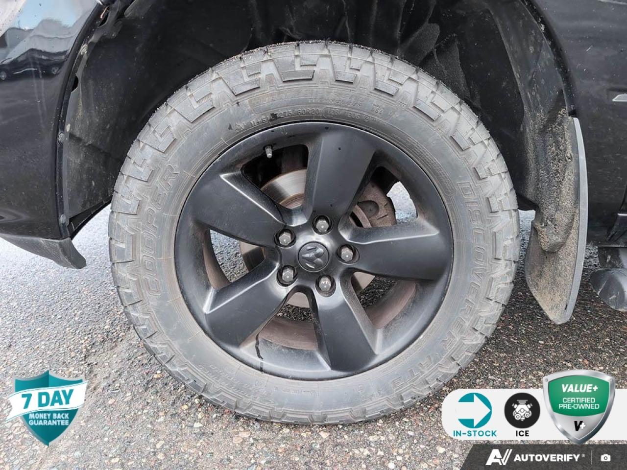 2022 RAM 1500 Classic Tradesman 5.7L HEMI | NIGHT EDITION Photo