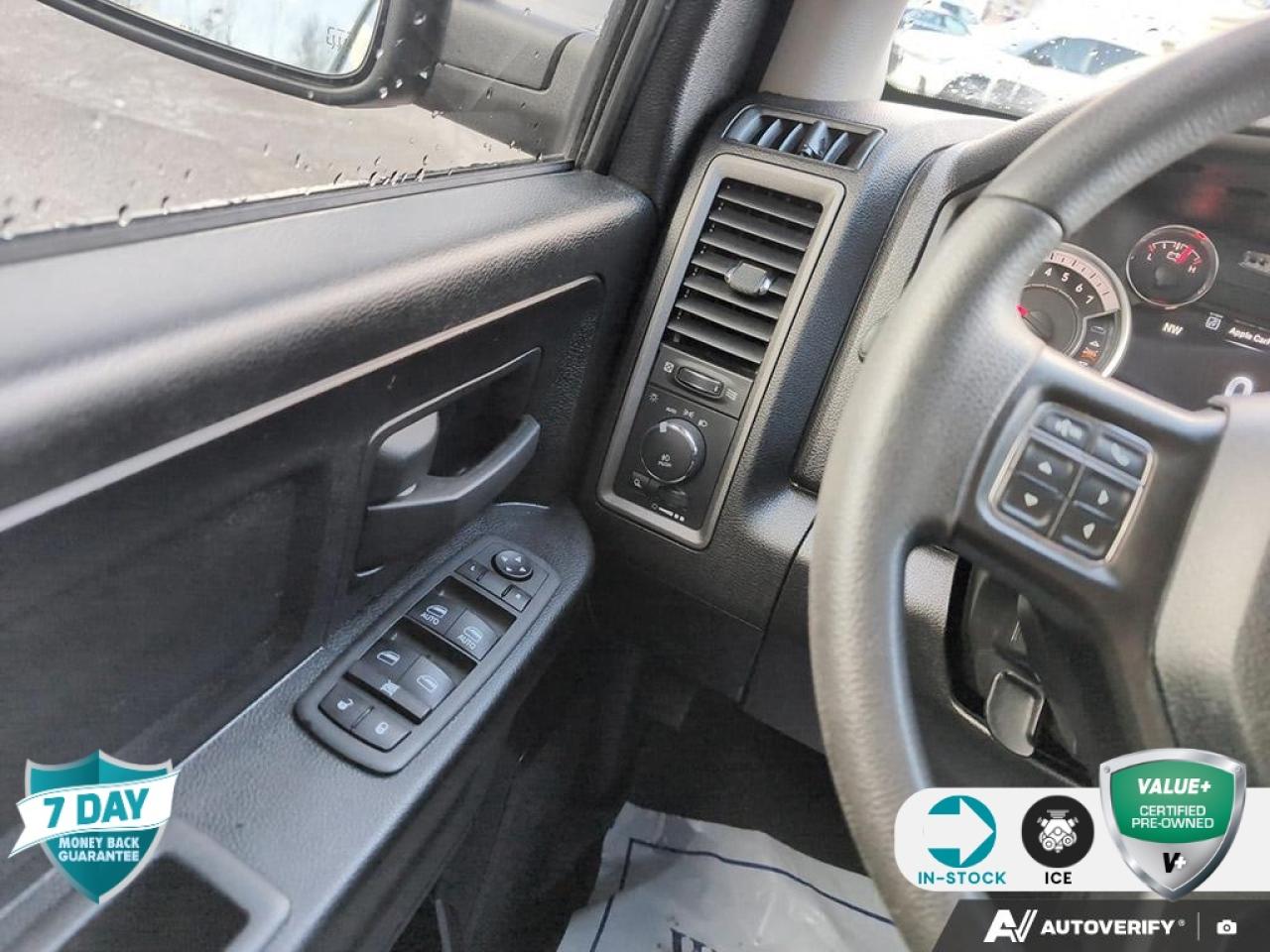 2022 RAM 1500 Classic Tradesman 5.7L HEMI | NIGHT EDITION Photo