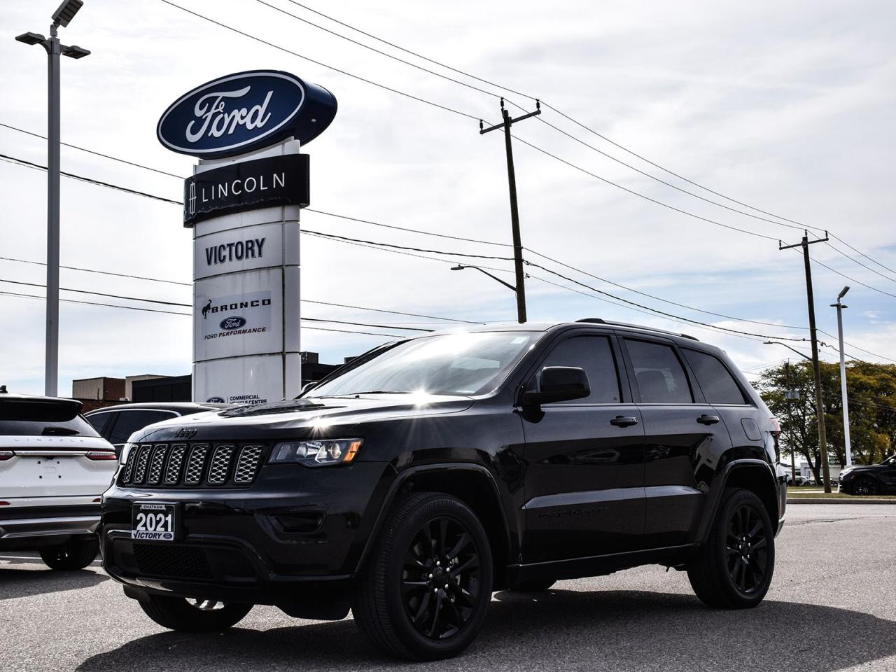 Used 2021 Jeep Grand Cherokee Laredo Heated Seats | Heated Steering Wheel | for sale in Chatham, ON