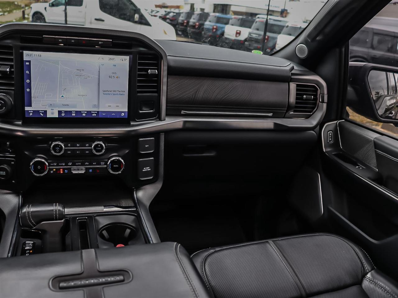 2022 Ford F-150 Platinum Photo