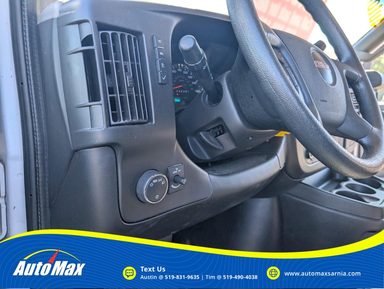 2019 GMC Savana 2500 Work Van Photo