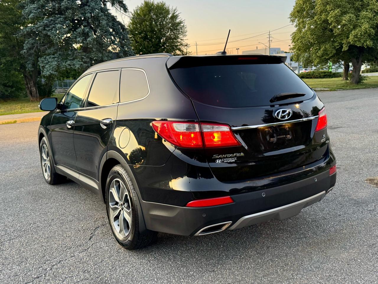 2016 Hyundai Santa Fe XL Luxury - Photo #16