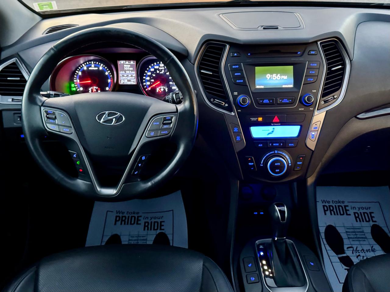 2016 Hyundai Santa Fe XL Luxury Photo2