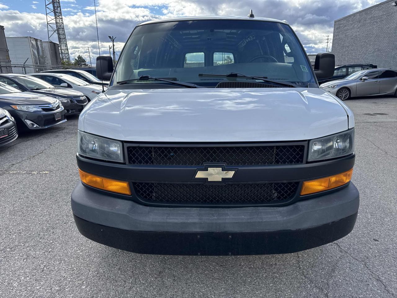 2019 Chevrolet Express Cargo Van RWD 2500 155" - Photo #2