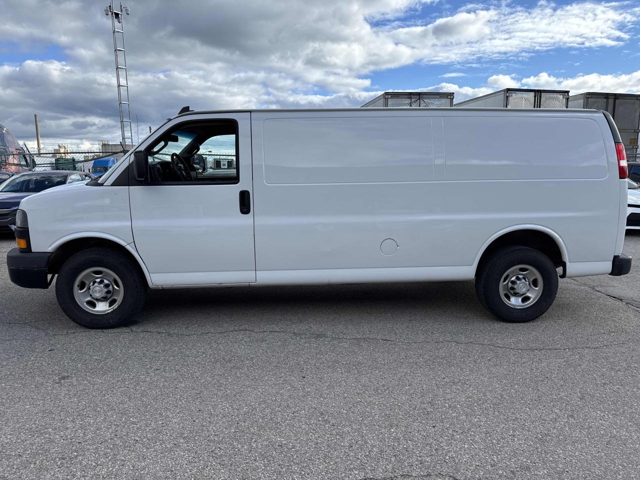 2019 Chevrolet Express Cargo Van RWD 2500 155" - Photo #3