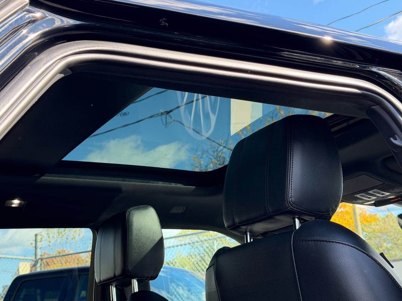 2020 Land Rover Range Rover Evoque S NAVI|SUNROOF|BACKUP - Photo #14