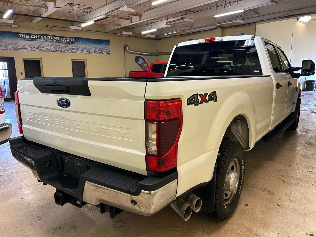 2020 Ford SUPER DUTY F-350 SRW XLT - Photo #6