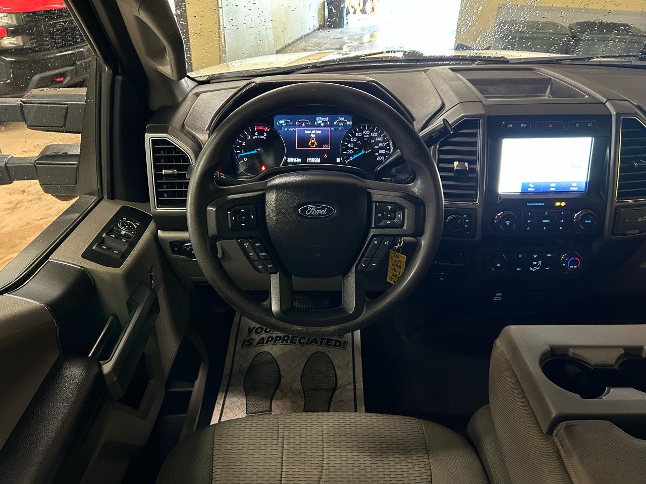 2020 Ford SUPER DUTY F-350 SRW XLT - Photo #11