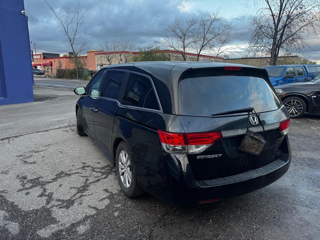 2015 Honda Odyssey EX - Photo #5