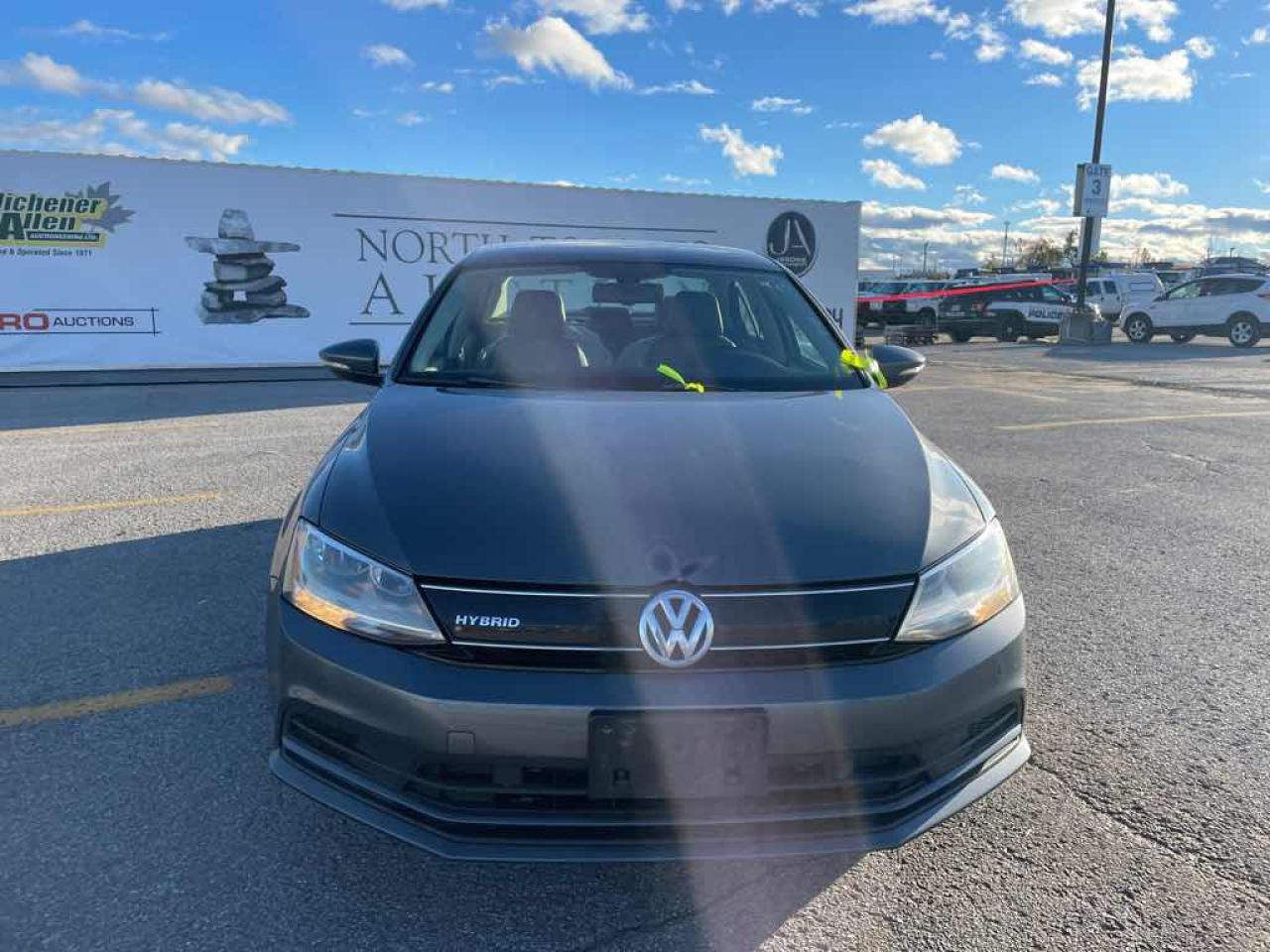 2016 Volkswagen Jetta Hybrid - Photo #2