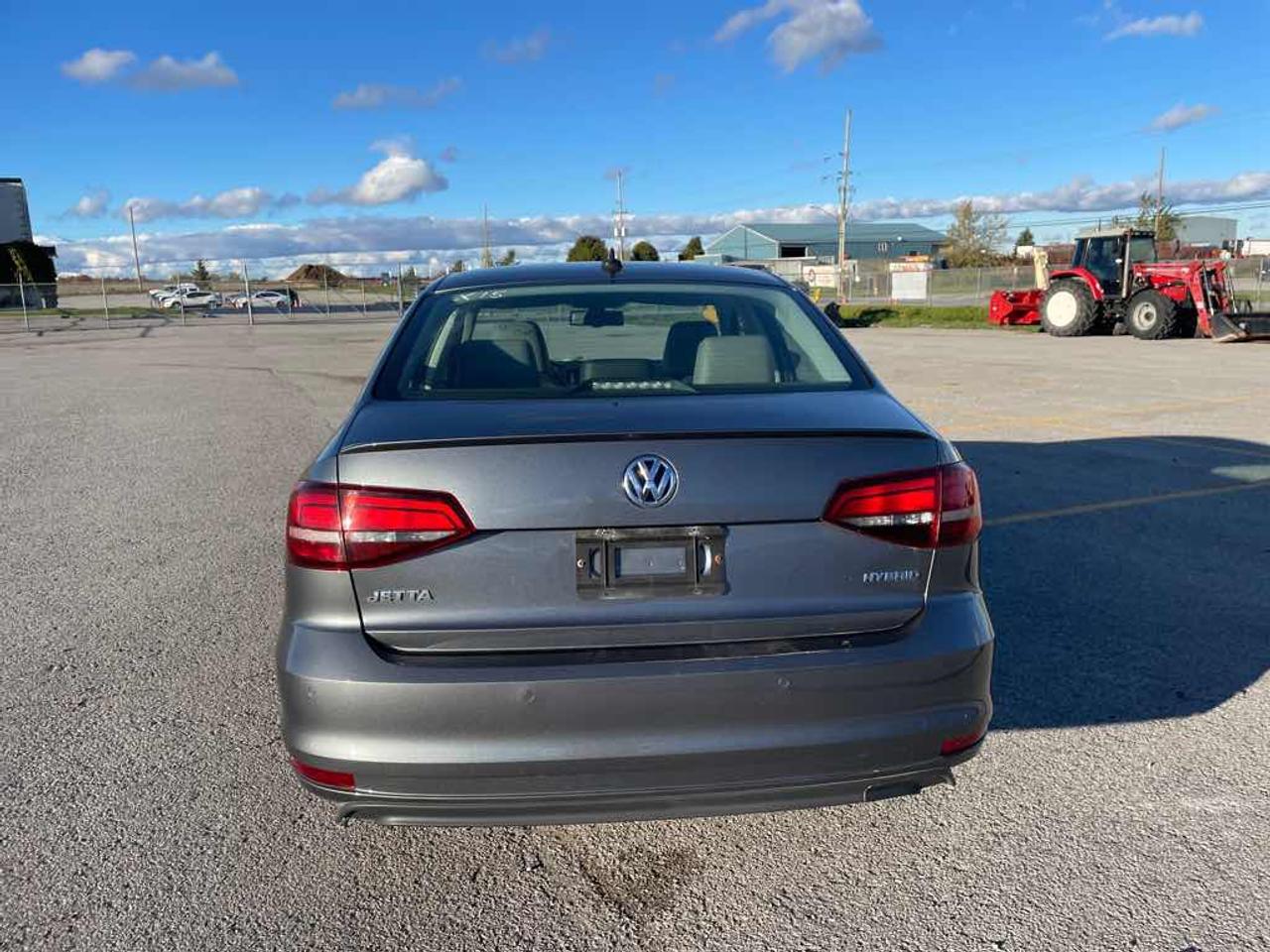 2016 Volkswagen Jetta Hybrid Photo