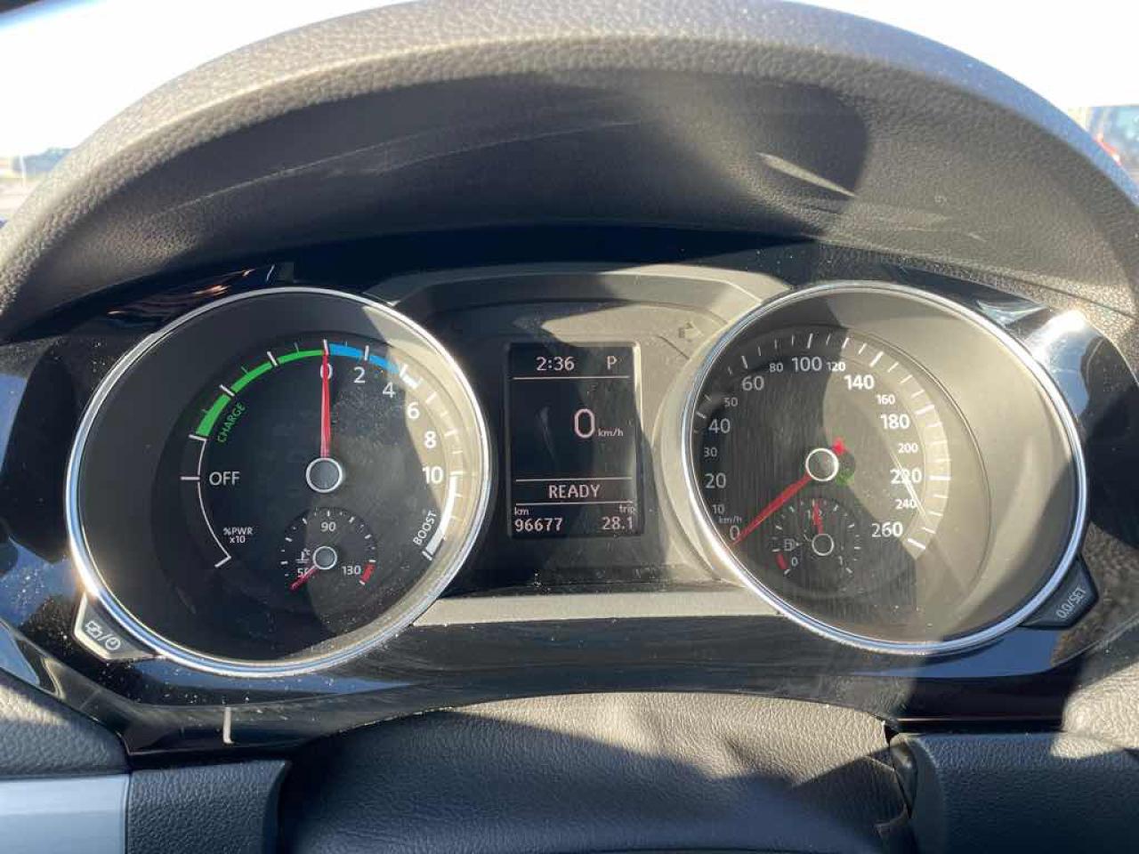 2016 Volkswagen Jetta Hybrid - Photo #9