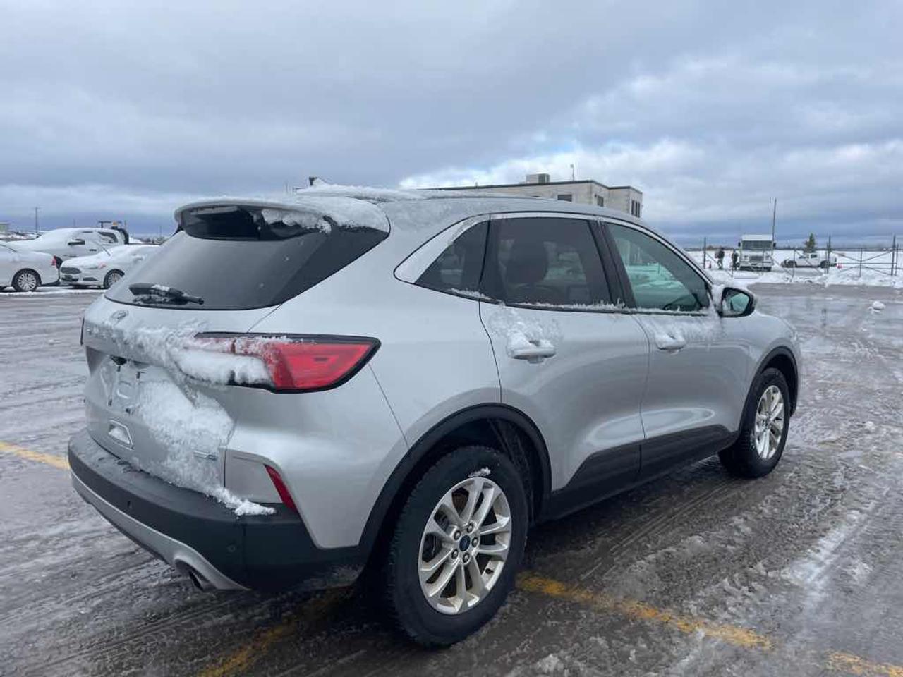 2020 Ford Escape SE Photo