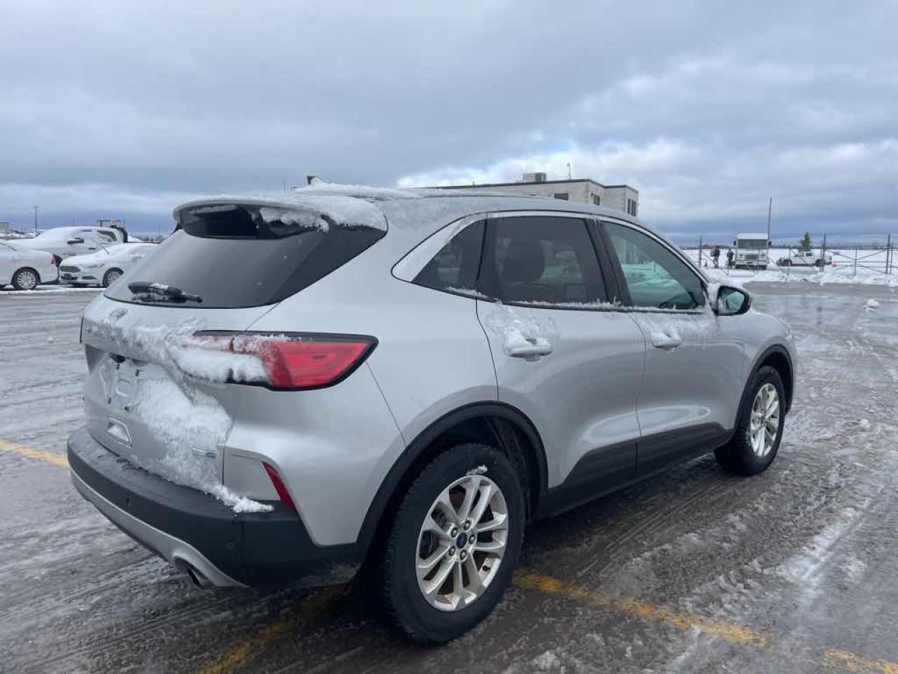 2020 Ford Escape SE Photo3