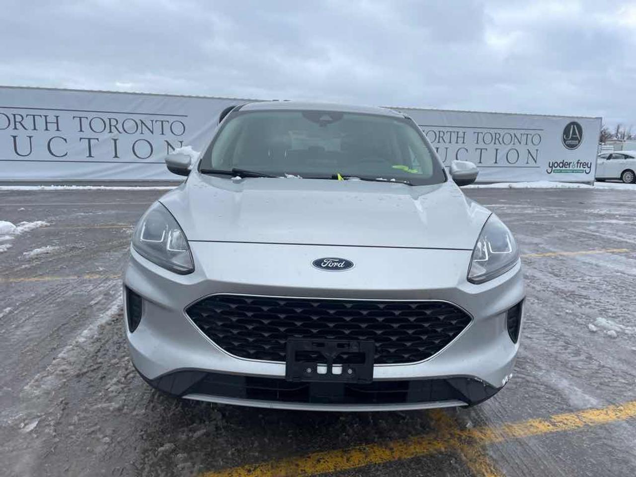 2020 Ford Escape SE Photo
